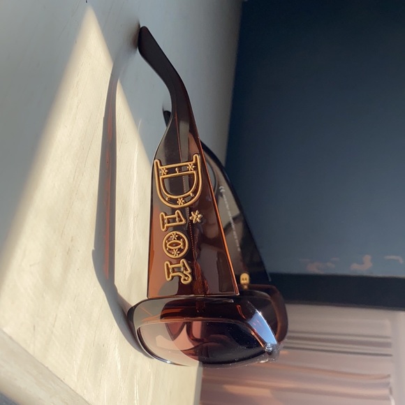 DIOR SUNGLASSES - Picture 2 of 9